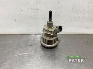 Gebruikte Injector adblue Opel Vivaro 1.6 CDTi BiTurbo Prijs € 63,53 Inclusief btw aangeboden door Autoparts Pater