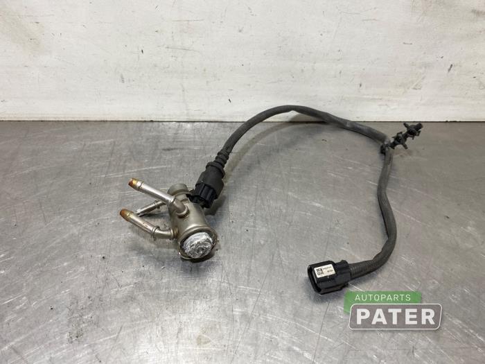 Gebruikte Injector adblue Ford Transit Custom 2.0 TDCi 16V Eco Blue 105 Prijs € 76,23 Inclusief btw aangeboden door Autoparts Pater