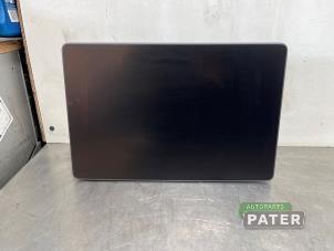 Gebruikte Display Interieur Tesla Model Y (5YJY) RWD Prijs € 472,50 Margeregeling aangeboden door Autoparts Pater