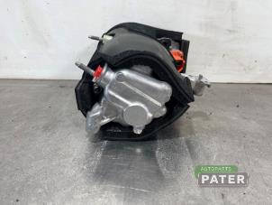 Gebruikte Aircopomp Tesla Model Y (5YJY) RWD Prijs € 472,50 Margeregeling aangeboden door Autoparts Pater