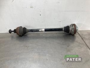 Gebruikte Aandrijfas links-achter Audi A6 (C7) 3.0 TDI V6 24V Quattro Prijs € 26,25 Margeregeling aangeboden door Autoparts Pater