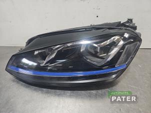 Gebruikte Koplamp links Volkswagen Golf VII (AUA) 1.4 GTE 16V Prijs € 787,50 Margeregeling aangeboden door Autoparts Pater