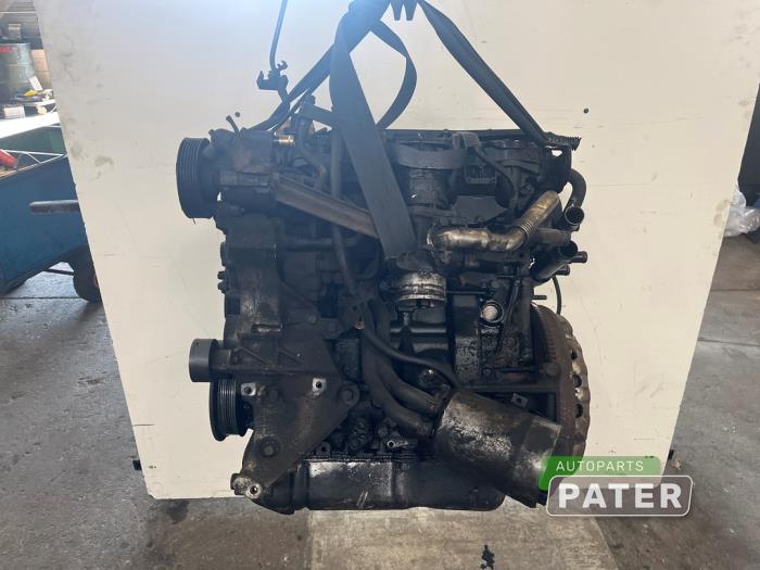 Gebruikte Motor Opel Vivaro 2.5 DTI 16V Prijs € 1.777,43 Inclusief btw aangeboden door Autoparts Pater