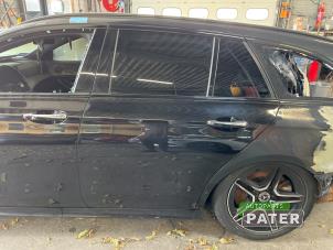 Gebruikte Deur 4Deurs links-achter Mercedes E Estate (S213) E-300de 2.0 Turbo 16V Prijs € 525,00 Margeregeling aangeboden door Autoparts Pater