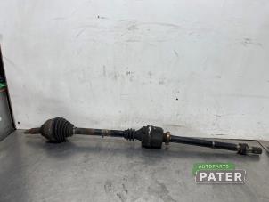 Gebruikte Cardanas rechts-voor (VWA) Opel Vivaro 2.5 DTI 16V Prijs € 38,12 Inclusief btw aangeboden door Autoparts Pater