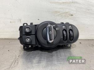 Gebruikte Licht Schakelaar Mini Clubman (F54) 1.5 One 12V Prijs € 26,25 Margeregeling aangeboden door Autoparts Pater