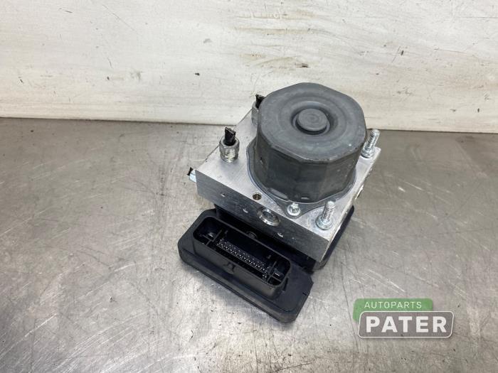 Gebruikte ABS Pomp Nissan Micra (K14) 1.0 12V Prijs € 52,50 Margeregeling aangeboden door Autoparts Pater