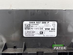Module Bodycontrol van een Volkswagen Golf VIII (CD1) 1.5 eTSI 16V 2020