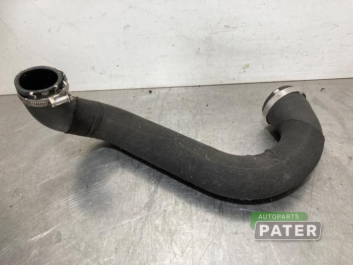 Gebruikte Intercooler Slang Audi A4 Avant (B9) 2.0 35 TFSI Mild Hybrid 16V Prijs € 31,50 Margeregeling aangeboden door Autoparts Pater
