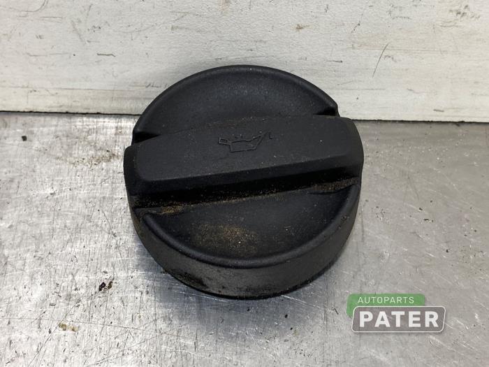 Gebruikte Oliedop Mini Mini (F56) 1.5 12V Cooper Prijs € 15,75 Margeregeling aangeboden door Autoparts Pater
