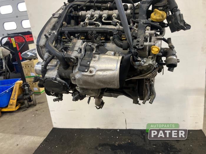 Motor van een Fiat Doblo Cargo (263) 1.6 D Multijet 2019