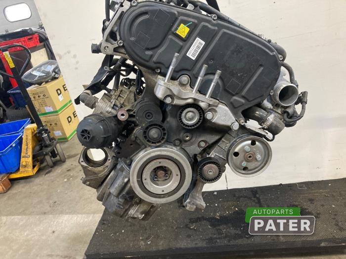 Motor van een Fiat Doblo Cargo (263) 1.6 D Multijet 2019