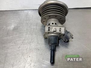 Gebruikte Adblue injector Opel Vivaro 1.6 CDTI 95 Euro 6 Prijs € 63,53 Inclusief btw aangeboden door Autoparts Pater