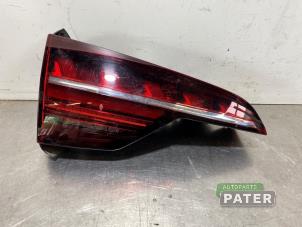 Gebruikte Achterlicht links Audi A4 Avant (B9) 2.0 35 TFSI Mild Hybrid 16V Prijs € 131,25 Margeregeling aangeboden door Autoparts Pater