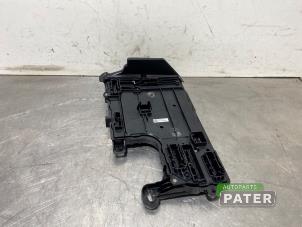 Gebruikte Bodycontrol Module Tesla Model 3 Standard RWD Plus, Long Range RWD Prijs € 131,25 Margeregeling aangeboden door Autoparts Pater