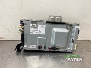 Gebruikte Regelunit Multi Media Tesla Model 3 Standard RWD Plus, Long Range RWD Prijs € 472,50 Margeregeling aangeboden door Autoparts Pater