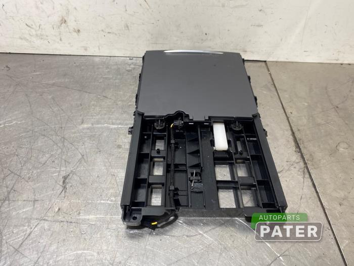 Gebruikte Diversen Tesla Model 3 Standard RWD Plus, Long Range RWD Prijs € 42,00 Margeregeling aangeboden door Autoparts Pater