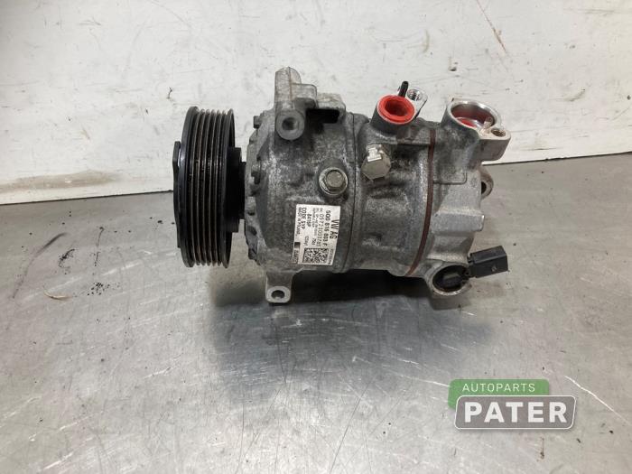 Gebruikte Pomp Airco Skoda Fabia III (NJ3) 1.0 12V Prijs € 52,50 Margeregeling aangeboden door Autoparts Pater