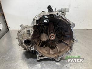 Gebruikte Versnellingsbak Skoda Fabia III (NJ3) 1.0 12V Prijs € 420,00 Margeregeling aangeboden door Autoparts Pater