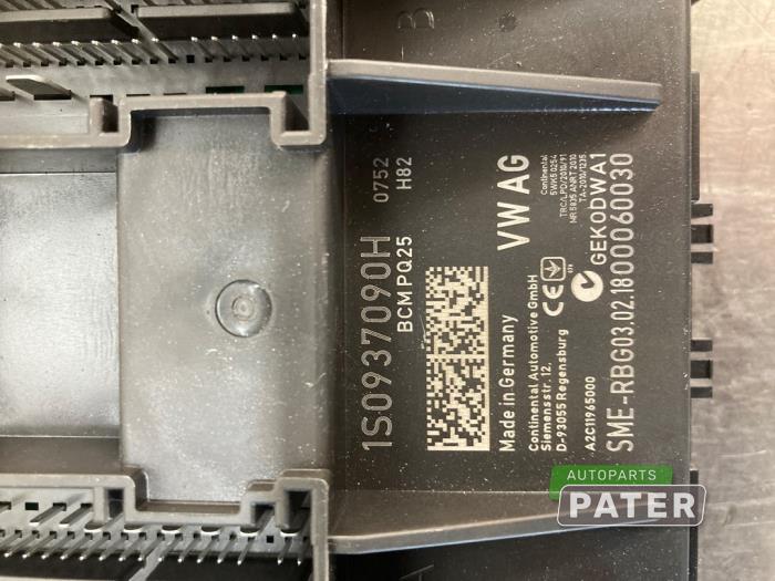 Computer Body Control van een Volkswagen Up! (121) 1.0 12V 60 2018