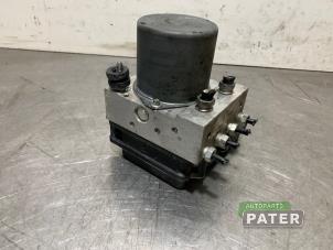 Gebruikte ABS Pomp Jaguar XF (CC9) 3.0 S D V6 24V Prijs € 157,50 Margeregeling aangeboden door Autoparts Pater