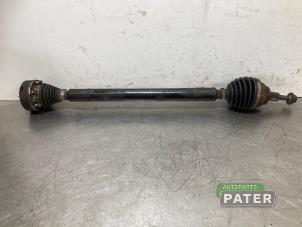 Gebruikte Aandrijfas rechts-voor Volkswagen Caddy III (2KA,2KH,2CA,2CH) 1.6 TDI 16V Prijs € 31,76 Inclusief btw aangeboden door Autoparts Pater