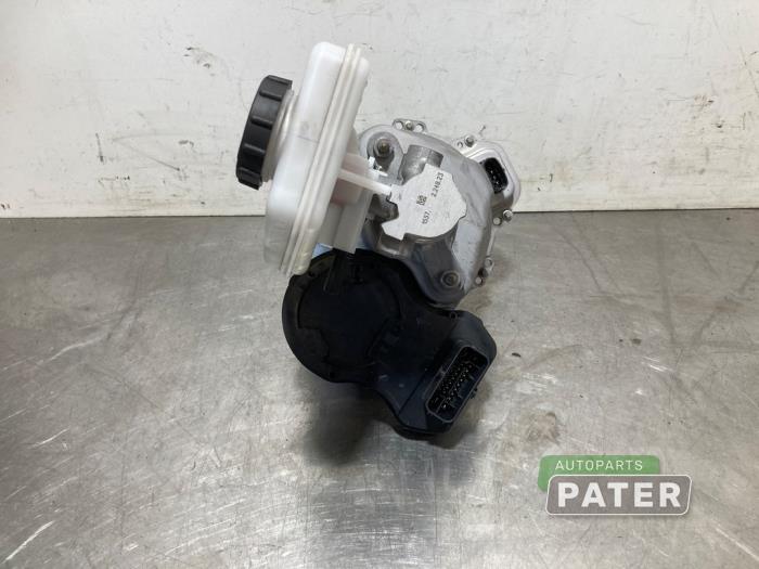 Rembekrachtiger van een Tesla Model Y (5YJY) Long Range,Performance 2023