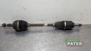 Gebruikte Homokineetas links-voor Renault Scénic III (JZ) 1.4 16V TCe 130 Prijs € 36,75 Margeregeling aangeboden door Autoparts Pater