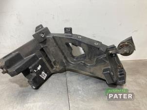 Gebruikte Koplampframe links Tesla Model X 75D Prijs € 78,75 Margeregeling aangeboden door Autoparts Pater