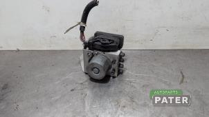 Gebruikte ABS Pomp Tesla Model X 75D Prijs € 78,75 Margeregeling aangeboden door Autoparts Pater