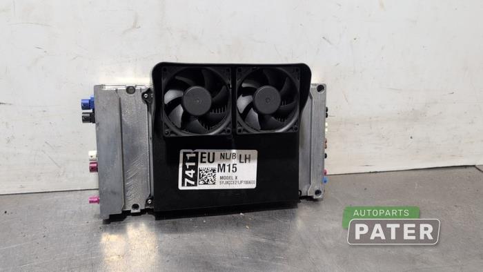 Gebruikte Computer Cruise Control Tesla Model X 75D Prijs € 157,50 Margeregeling aangeboden door Autoparts Pater