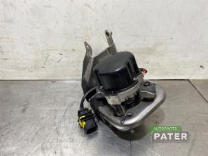 Gebruikte Vacuumpomp Rembekrachtiging Mercedes E Estate (S213) E-300de 2.0 Turbo 16V Prijs € 131,25 Margeregeling aangeboden door Autoparts Pater