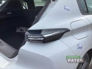 Gebruikte Achterlicht rechts Peugeot 308 (F3/FB/FH/FM/FP) 1.2 12V PureTech 130 Prijs € 147,00 Margeregeling aangeboden door Autoparts Pater