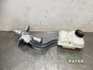 Gebruikte Hoofdremcilinder Mercedes eVito Tourer (447.7) 41 kWh Prijs € 38,12 Inclusief btw aangeboden door Autoparts Pater