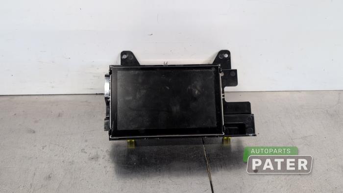 Gebruikte Display Interieur Renault Kadjar (RFEH) 1.5 dCi DPF Prijs € 131,25 Margeregeling aangeboden door Autoparts Pater