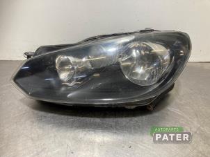 Gebruikte Koplamp links Volkswagen Golf VI (5K1) 1.2 TSI BlueMotion Prijs € 105,00 Margeregeling aangeboden door Autoparts Pater