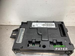 Gebruikte BCM Renault Clio IV Estate/Grandtour (7R) 1.5 Energy dCi 90 FAP Prijs € 26,25 Margeregeling aangeboden door Autoparts Pater