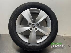 Gebruikte Velg + Band Skoda Scala 1.0 TSI 115 Prijs € 157,50 Margeregeling aangeboden door Autoparts Pater