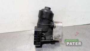 Gebruikte Oliefilterhuis Volkswagen Caddy Combi III (2KB,2KJ) 1.6 TDI 16V Prijs € 38,12 Inclusief btw aangeboden door Autoparts Pater
