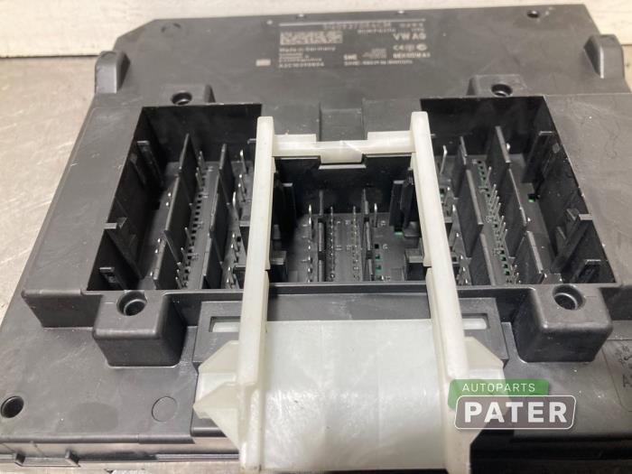 Computer Body Control van een Skoda Karoq 1.5 TSI 16V 2018