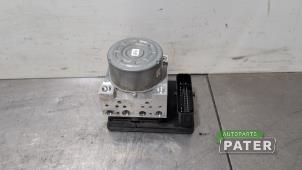 Gebruikte ABS Pomp Peugeot 2008 (UD/UK/UR/US/UX) 1.2 VTi 12V PureTech 100 Prijs € 131,25 Margeregeling aangeboden door Autoparts Pater