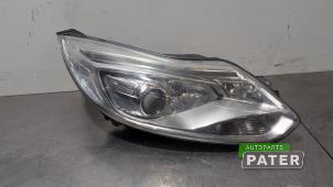 Gebruikte Rechter Koplamp Ford Focus 3 Wagon 1.6 TDCi ECOnetic Prijs € 262,50 Margeregeling aangeboden door Autoparts Pater