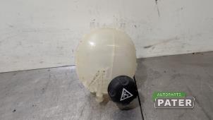 Gebruikte Expansievat Peugeot 208 II (UB/UH/UP) 1.2 Vti 12V PureTech 75 Prijs € 21,00 Margeregeling aangeboden door Autoparts Pater