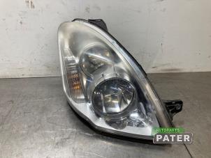Gebruikte Koplamp rechts Iveco New Daily V 29L13, 29L13D, 35C13D, 40C13D Prijs € 158,81 Inclusief btw aangeboden door Autoparts Pater