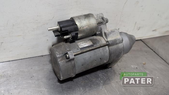 Gebruikte Startmotor Mercedes C (W205) C-180 1.6 16V Prijs € 36,75 Margeregeling aangeboden door Autoparts Pater