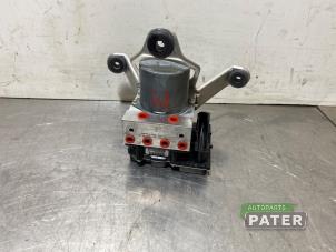 Gebruikte ABS Pomp Porsche 911 (997) 3.6 24V Carrera Prijs € 210,00 Margeregeling aangeboden door Autoparts Pater