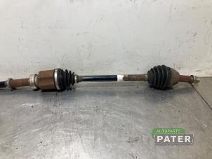 Gebruikte Aandrijfas rechts-voor Nissan Leaf (ZE1) 39/40kWh Prijs € 63,00 Margeregeling aangeboden door Autoparts Pater