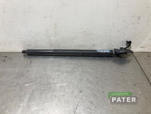 Gebruikte Gasveer rechts-achter BMW 2 serie Active Tourer (F45) 218i 1.5 TwinPower Turbo 12V Prijs € 63,00 Margeregeling aangeboden door Autoparts Pater