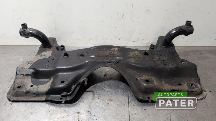 Subframe van een Fiat Doblo Cargo (263) 1.6 D Multijet 2019