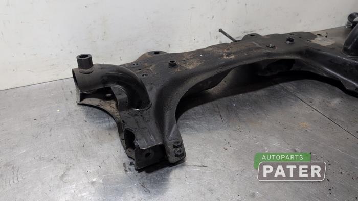 Subframe van een Fiat Doblo Cargo (263) 1.6 D Multijet 2019